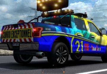Pilot and Escort Vehicles International Truck v1.0 for Euro Truck Simulator 2 (v1.37.x)