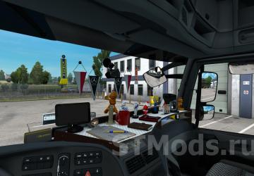 Table & wind-shield set for Actros MP3 v1.4.3 for Euro Truck Simulator 2 (v1.49.x)