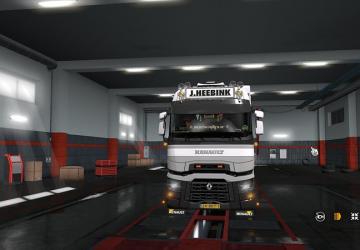 Tinted Headlights and Orange Foglight for Renault T v1.1 for Euro Truck Simulator 2 (v1.35.x)